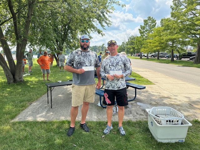Ruetz-and-Trombly-2nd-Place.jpg